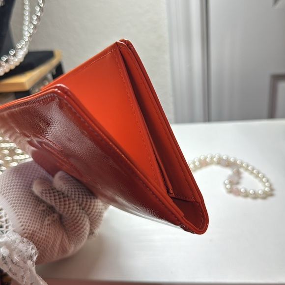 Authentic 🌸Chanel 🌸Orange Patent Leather wallet - Picture 11 of 17